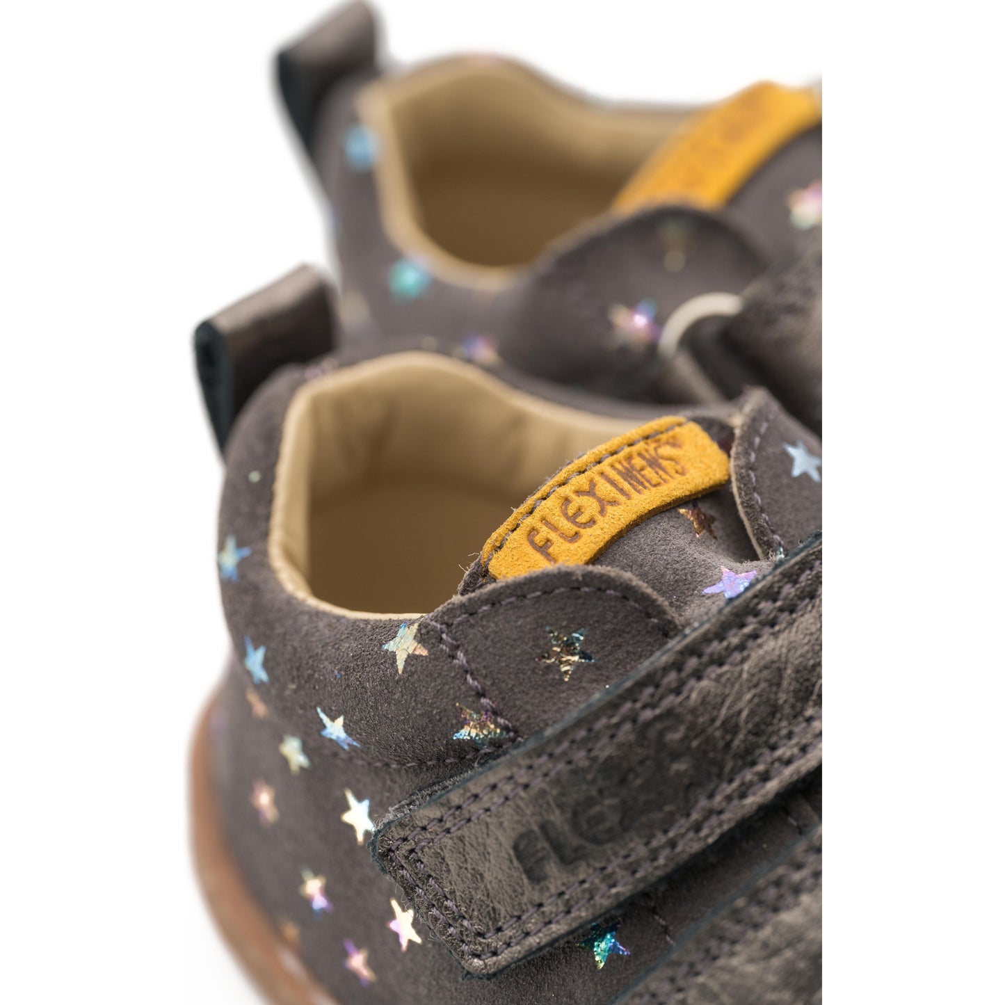 Botines gris con estrellitas 9010-R