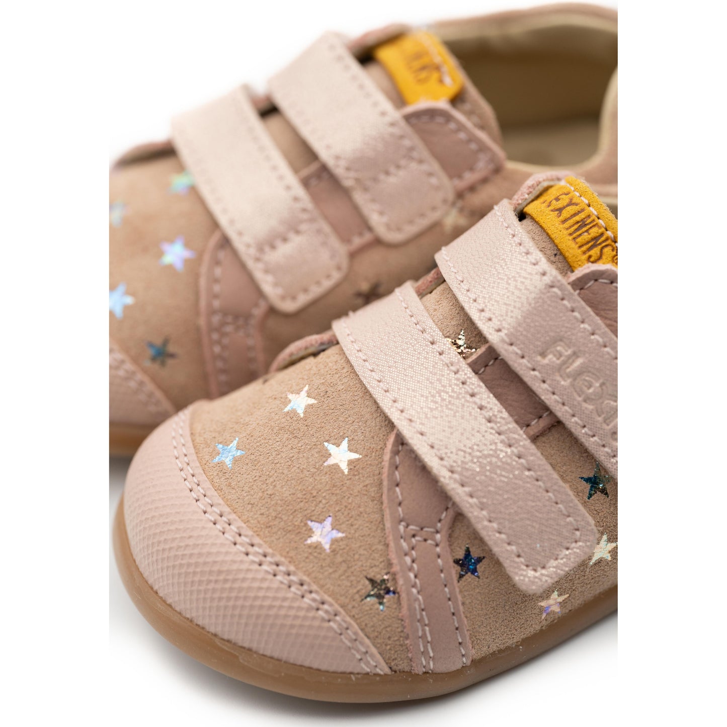 Zapatilla rosa estrellitas 0152-H